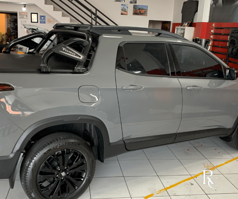 Apara Barro Lameiro Fiat Toro At Rei Das Capotas